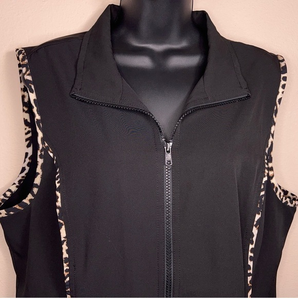 LARGE CHRISTOPHER AND BANKS BLACK LEOPARD PIPING VEST ZIP CLOSURE OUTDOOR - Picture 6 of 11